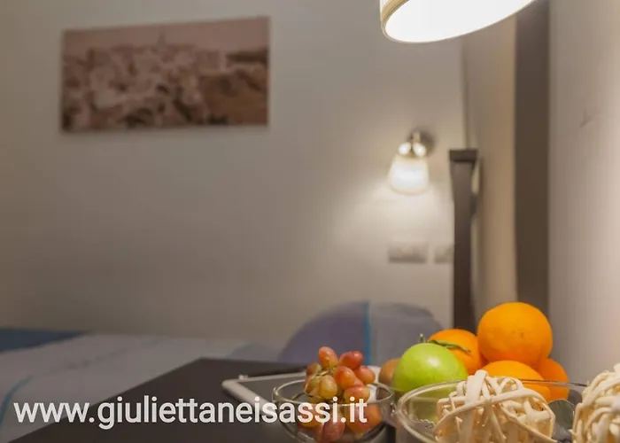 Giulietta Nei Sassi